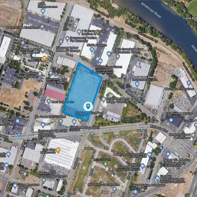 Aerial site map of the Dos Rios self-storage acquisition parcel near the American River in Sacramento
